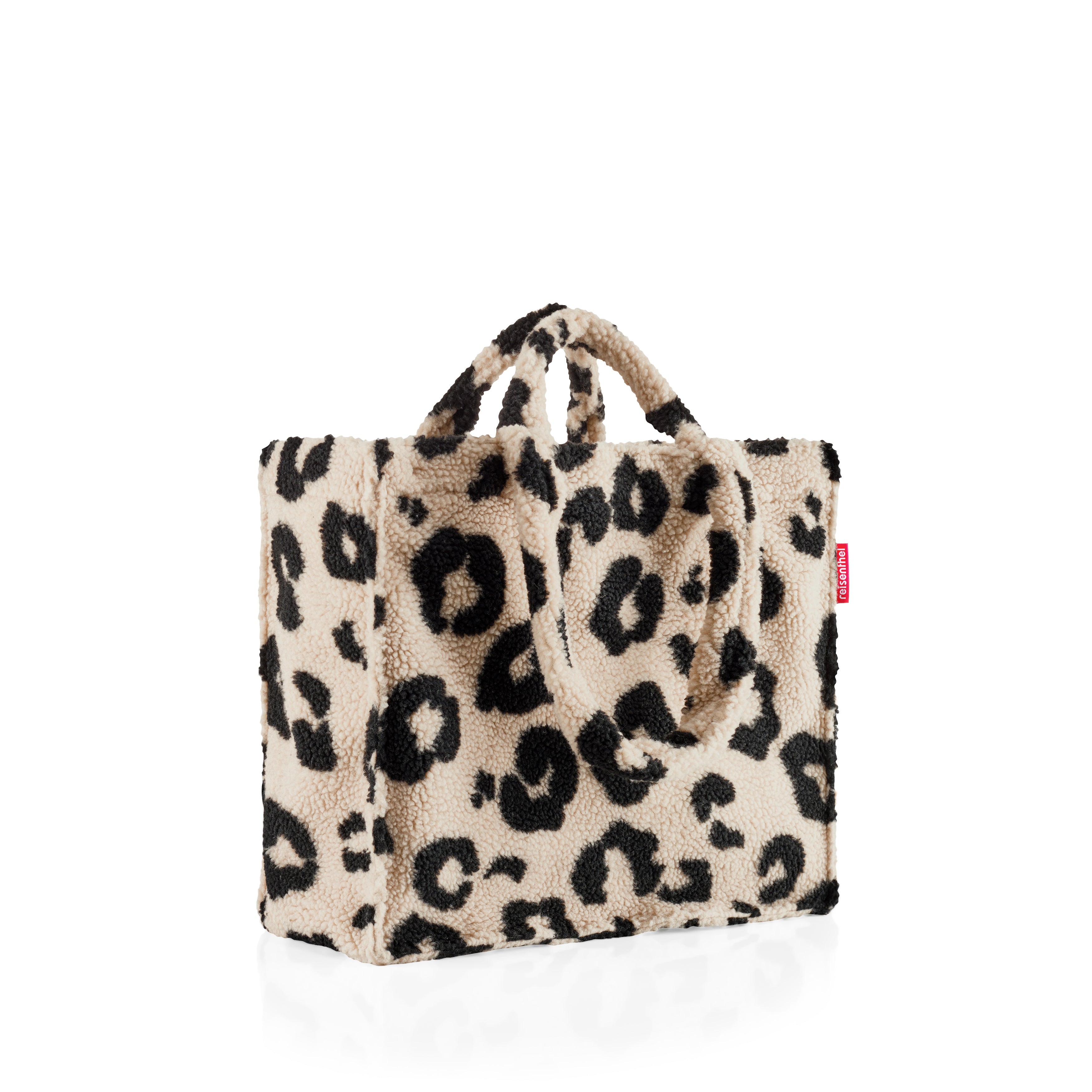 soft shopper Teddy Leo